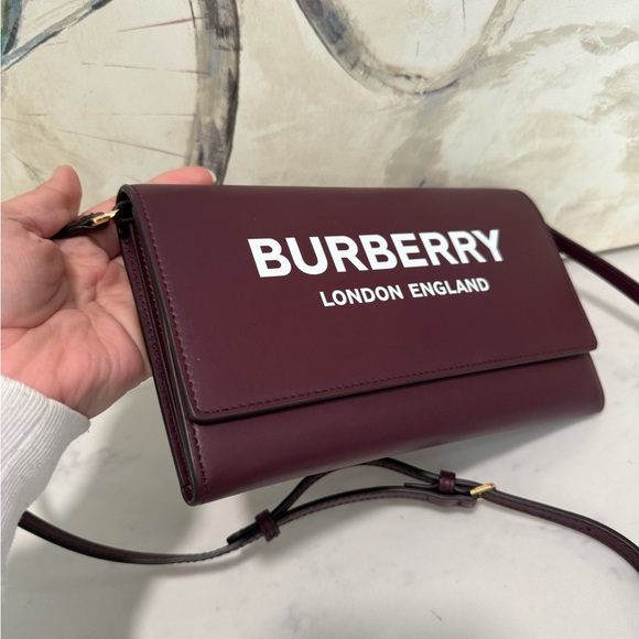 FINAL SALE💐BURBERRY logo leather crossbody bag ❤️ - Picture 13 of 16